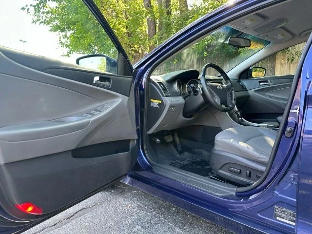 2012 Hyundai Sonata - Image 9 of 20