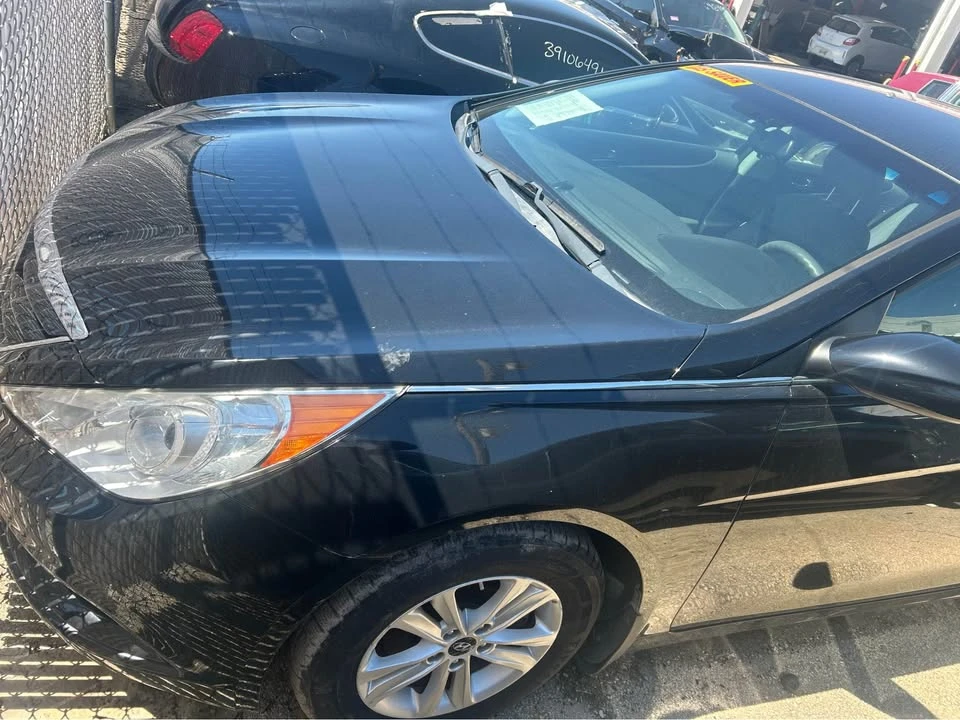 2012 Hyundai Sonata - Image 3 of 3