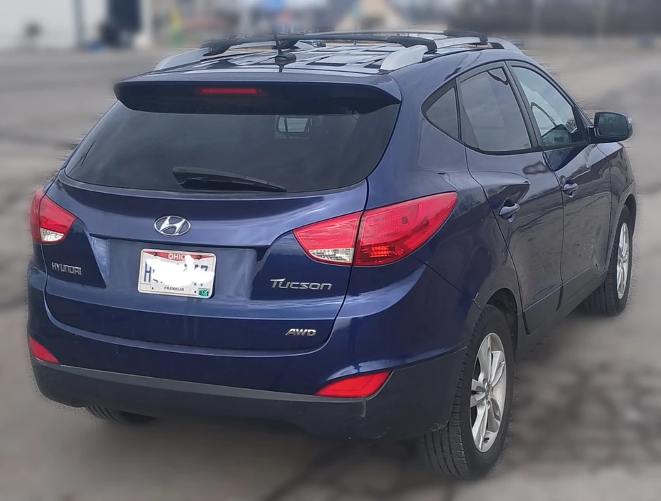 2012 Hyundai Tucson - Image 4 of 7