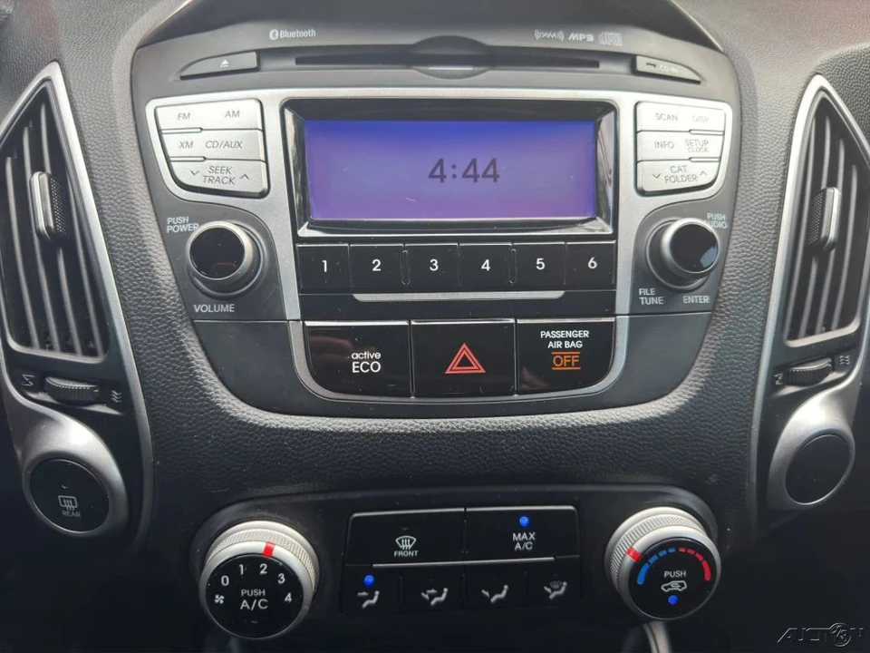 2012 Hyundai Tucson - Image 17 of 21