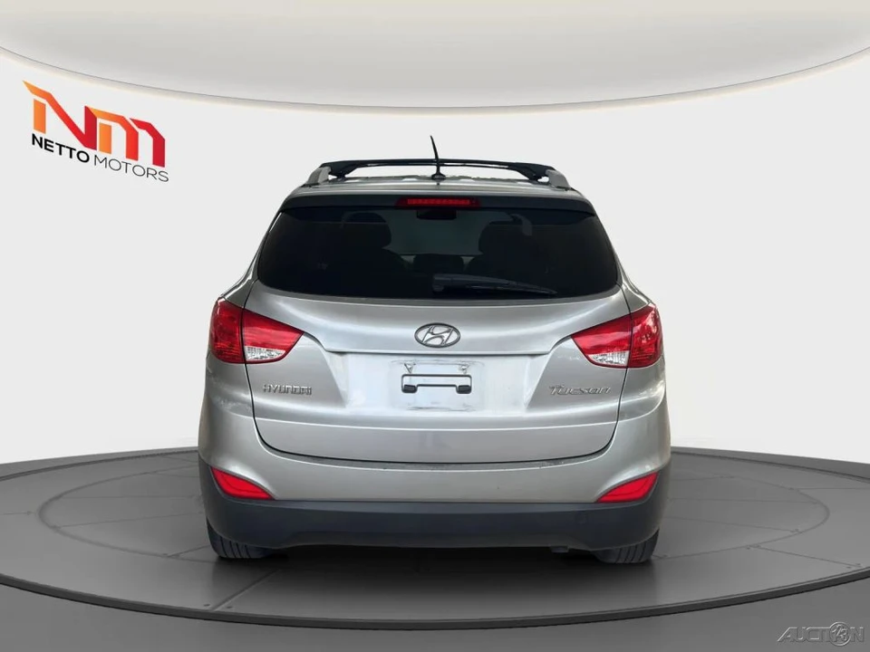 2012 Hyundai Tucson - Image 4 of 21