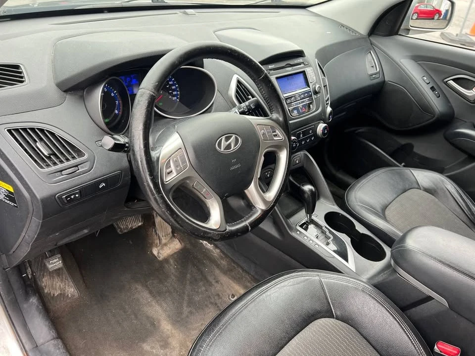 2012 Hyundai Tucson - Image 15 of 20