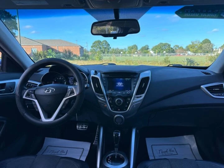 2012 Hyundai Veloster - Image 16 of 19