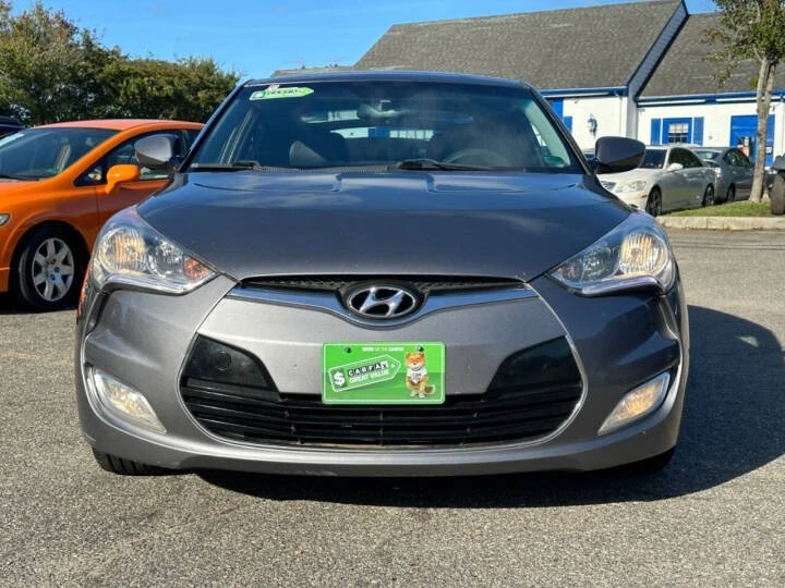 2012 Hyundai Veloster - Image 2 of 19