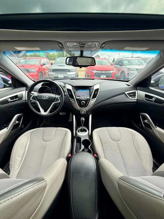 2012 Hyundai Veloster - Image 13 of 20