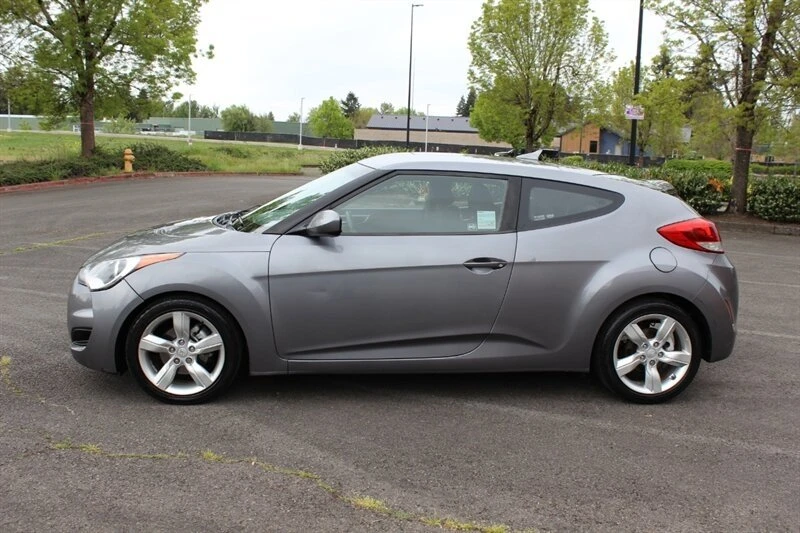 2012 Hyundai Veloster - Image 7 of 18