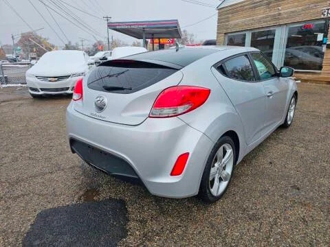 2012 Hyundai Veloster - Image 6 of 19