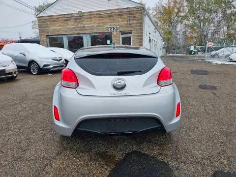 2012 Hyundai Veloster - Image 5 of 19