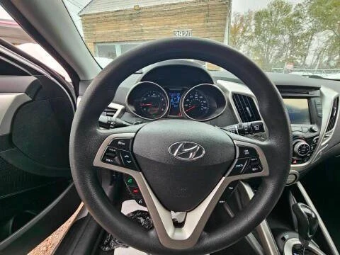 2012 Hyundai Veloster - Image 18 of 19