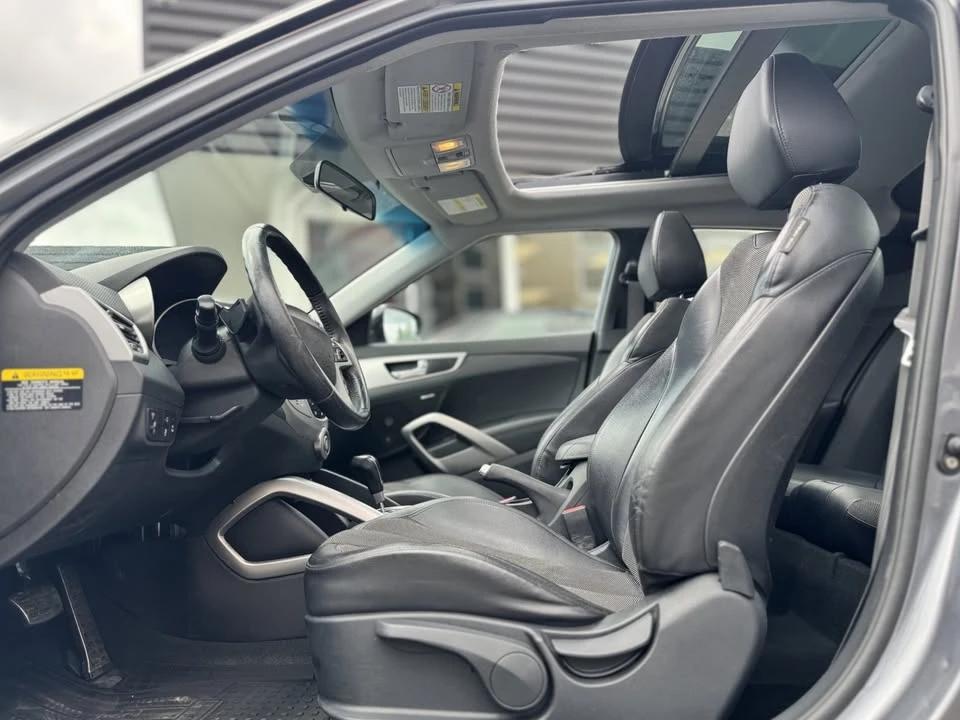 2012 Hyundai Veloster - Image 8 of 15
