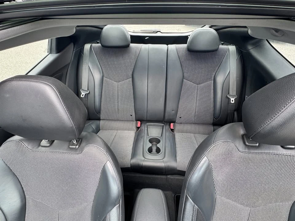 2012 Hyundai Veloster - Image 9 of 15