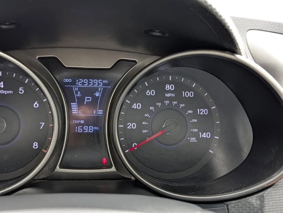 2012 Hyundai Veloster - Image 17 of 20