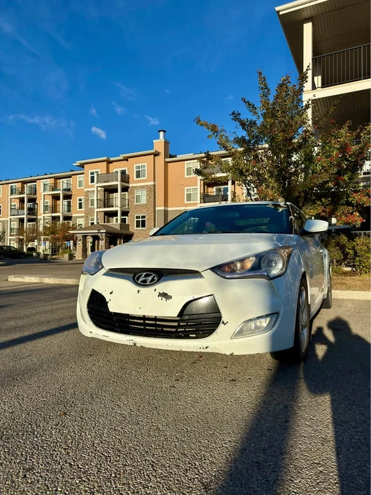 2012 Hyundai Veloster - Image 4 of 8