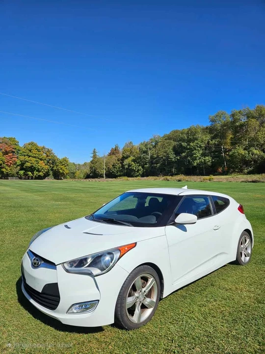 2012 Hyundai Veloster - Image 4 of 10