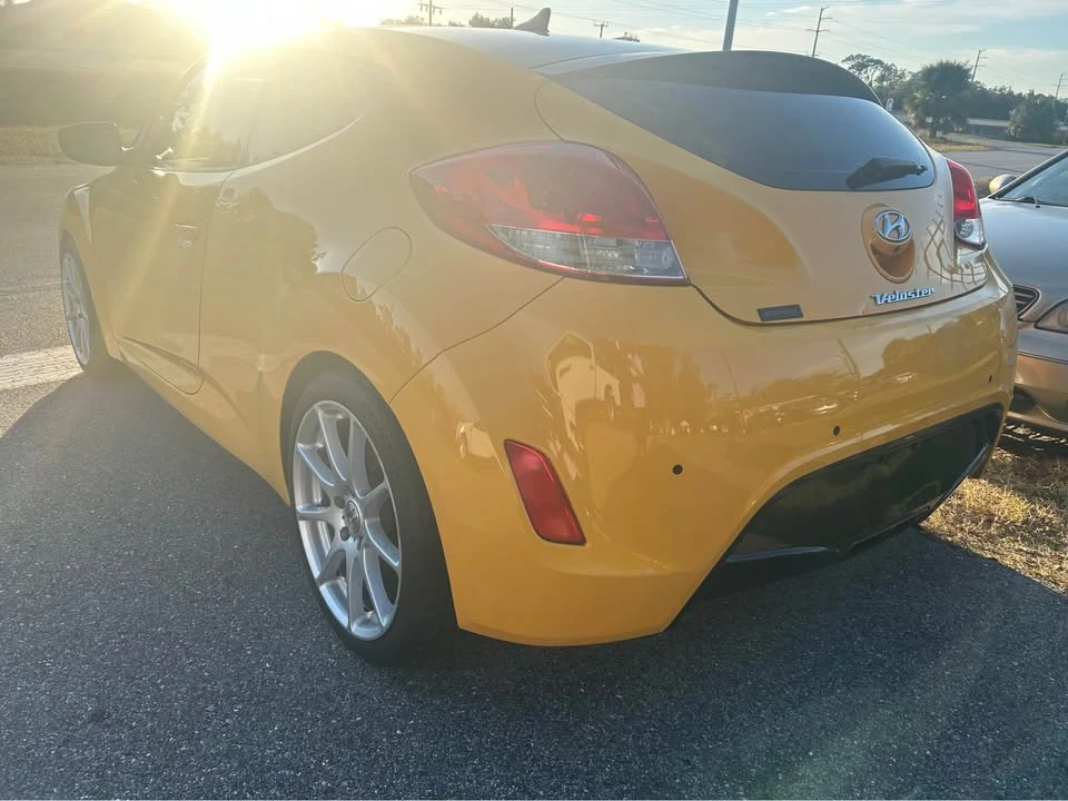 2012 Hyundai Veloster - Image 6 of 13