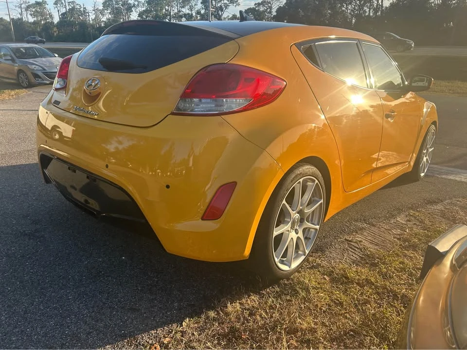 2012 Hyundai Veloster - Image 4 of 13