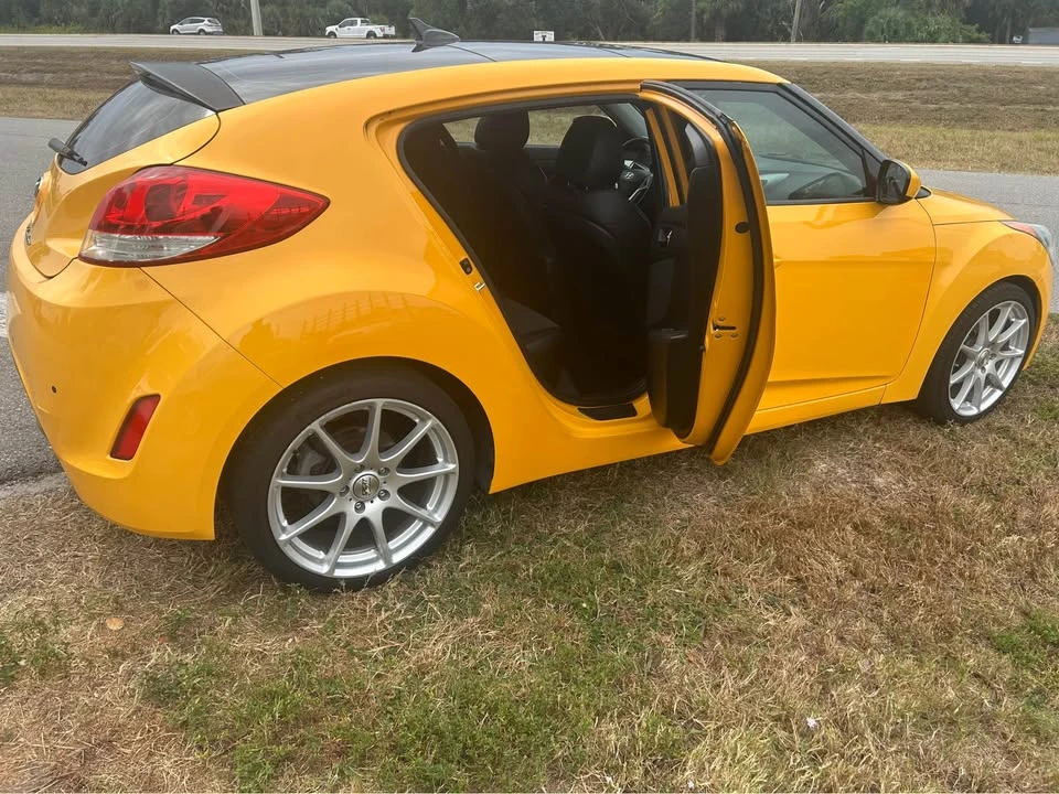2012 Hyundai Veloster - Image 8 of 13