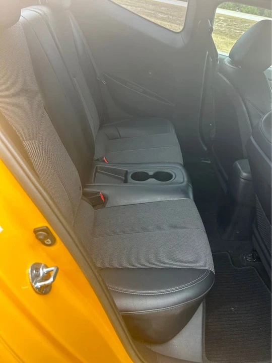 2012 Hyundai Veloster - Image 10 of 13