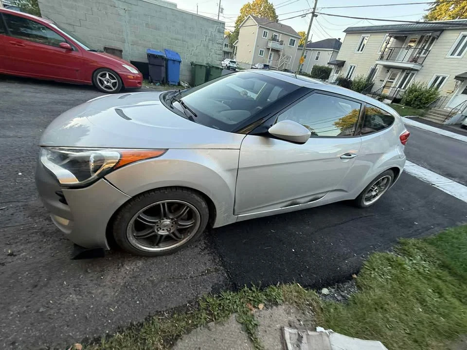 2012 Hyundai Veloster - Image 7 of 12