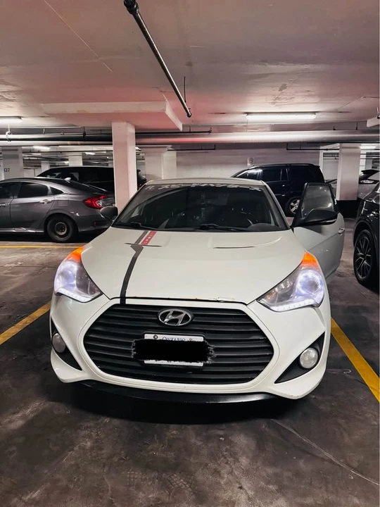 2012 Hyundai Veloster - Image 2 of 7