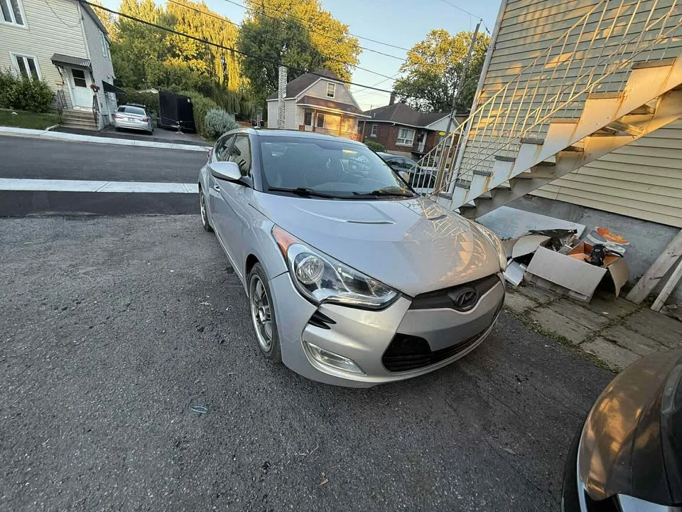2012 Hyundai Veloster - Image 8 of 12