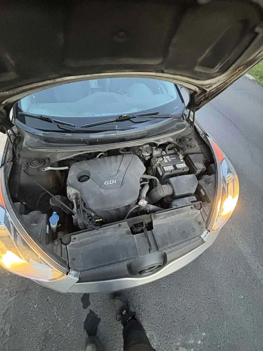 2012 Hyundai Veloster - Image 5 of 12