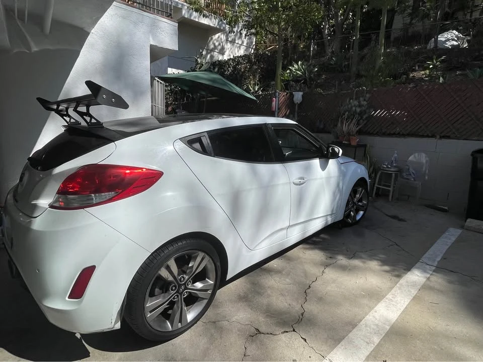 2012 Hyundai Veloster - Image 3 of 10
