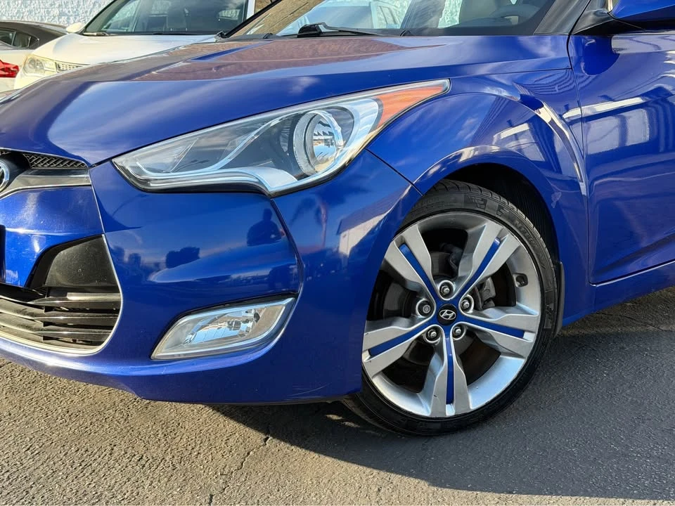 2012 Hyundai Veloster - Image 3 of 17