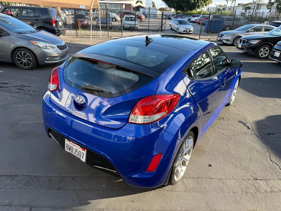 2012 Hyundai Veloster - Image 10 of 17