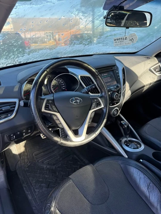 2012 Hyundai Veloster - Image 7 of 12