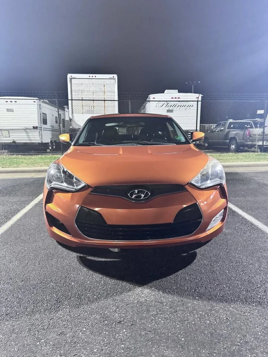 2012 Hyundai Veloster - Image 2 of 17