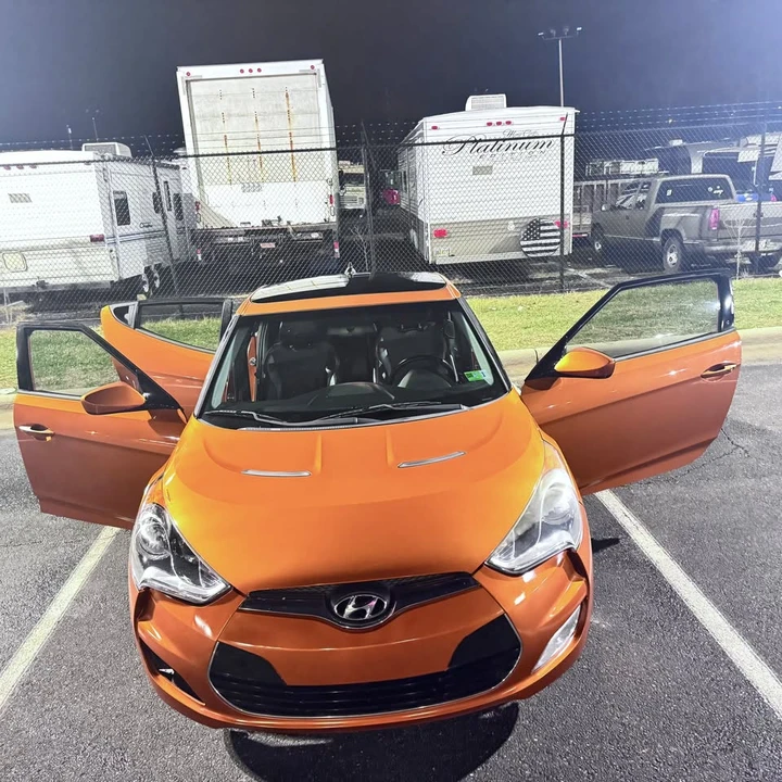 2012 Hyundai Veloster - Image 8 of 17