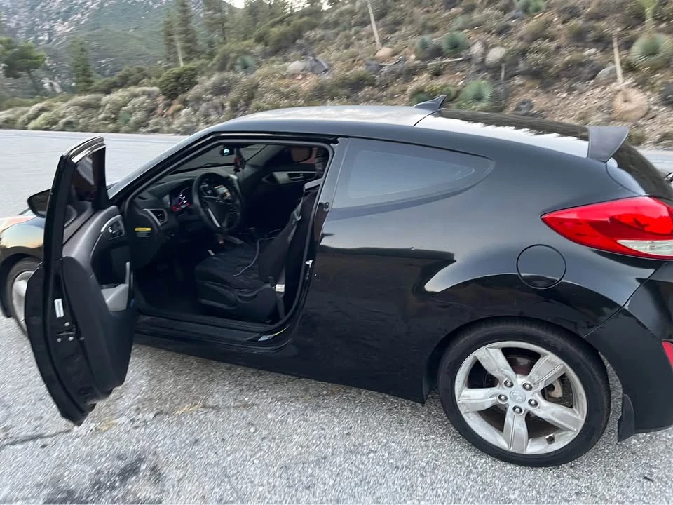 2012 Hyundai Veloster - Image 6 of 7