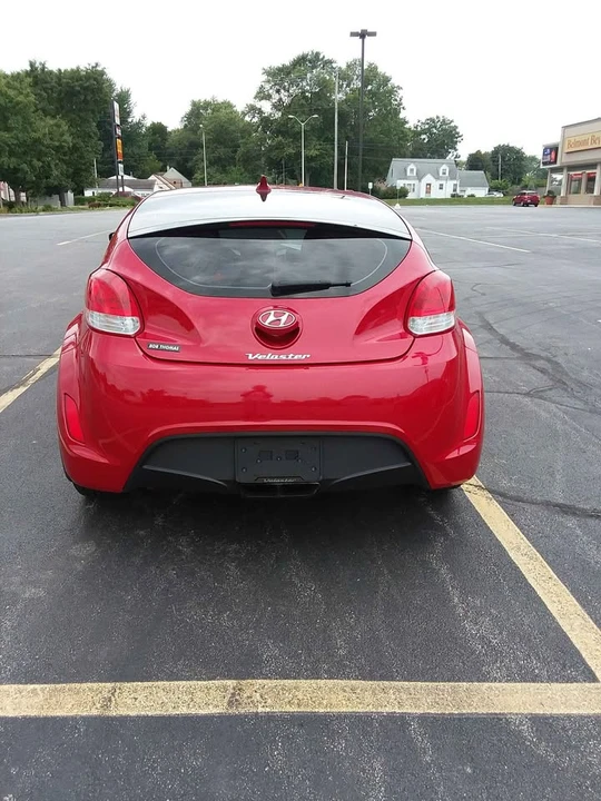 2012 Hyundai Veloster - Image 3 of 3