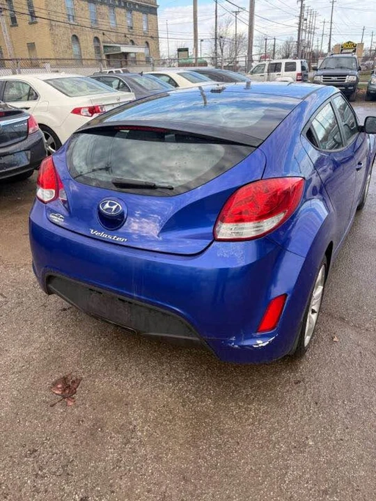 2012 Hyundai Veloster - Image 8 of 12