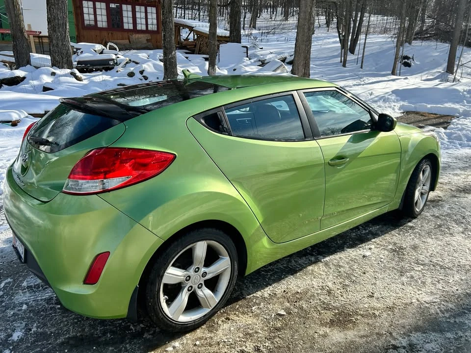 2012 Hyundai Veloster - Image 5 of 11