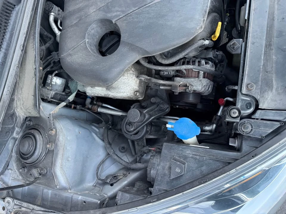 2012 Hyundai Veloster - Image 5 of 7