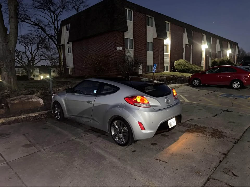 2012 Hyundai Veloster - Image 8 of 9