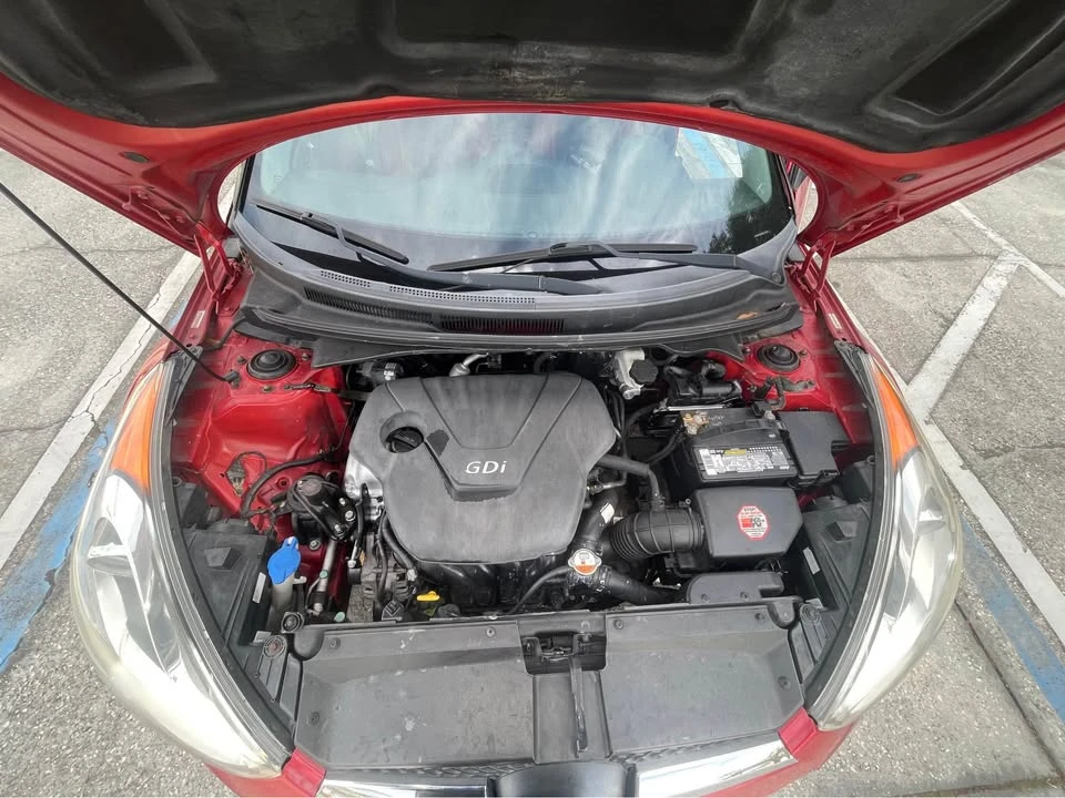 2012 Hyundai Veloster - Image 11 of 12