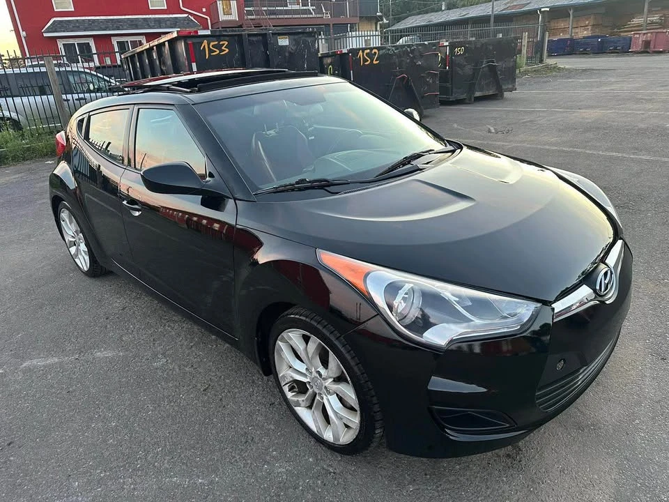 2012 Hyundai Veloster - Image 2 of 11