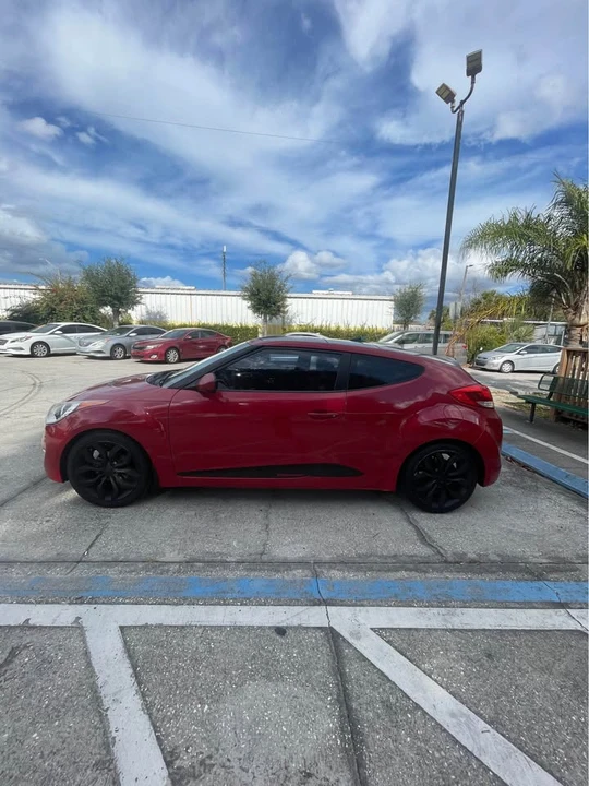 2012 Hyundai Veloster - Image 4 of 12