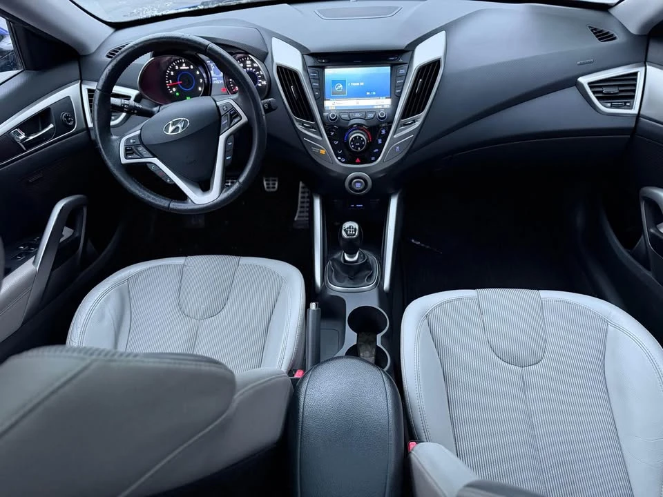 2012 Hyundai Veloster - Image 4 of 9