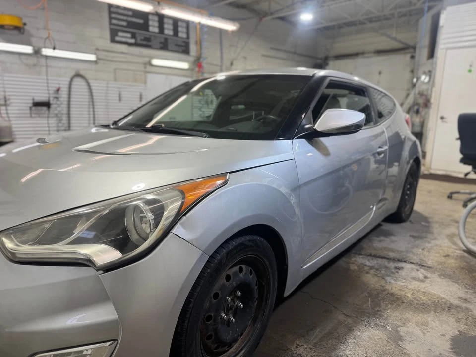 2012 Hyundai Veloster - Image 2 of 7