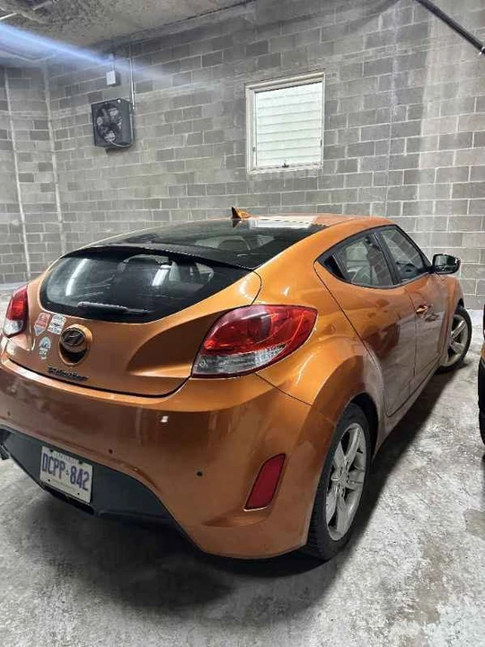 2012 Hyundai Veloster - Image 10 of 11