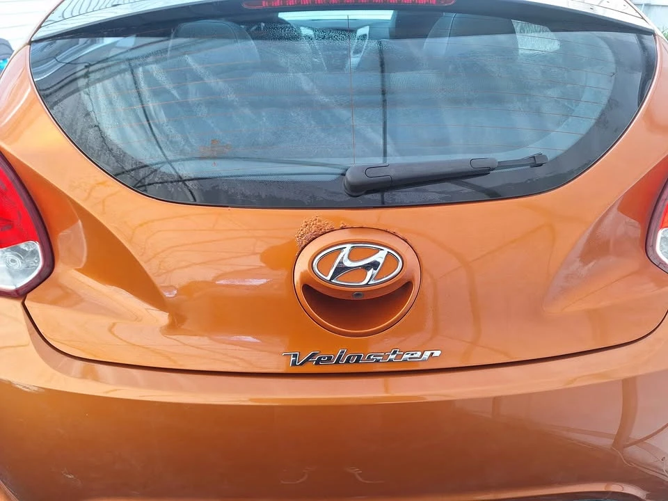 2012 Hyundai Veloster - Image 16 of 18