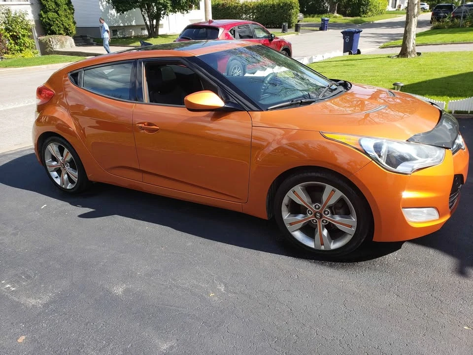 2012 Hyundai Veloster - Image 10 of 18