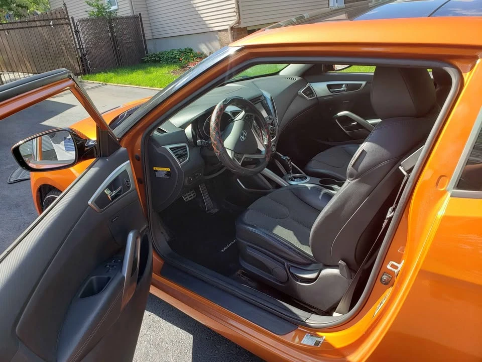 2012 Hyundai Veloster - Image 13 of 18