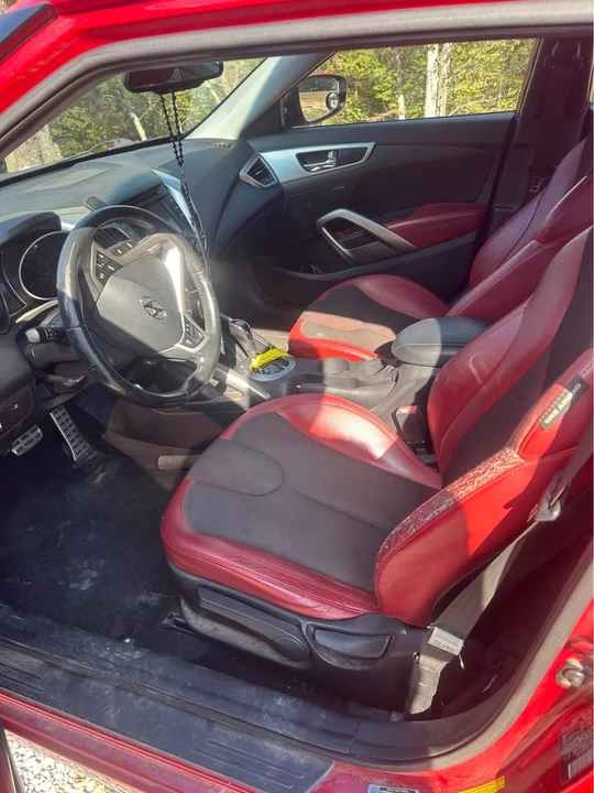 2012 Hyundai Veloster - Image 5 of 6