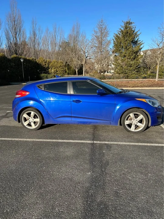2012 Hyundai Veloster - Image 3 of 8