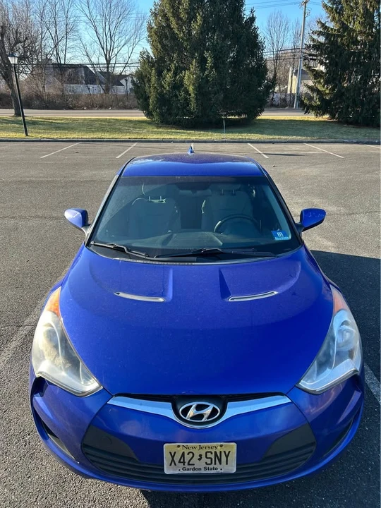 2012 Hyundai Veloster - Image 2 of 8